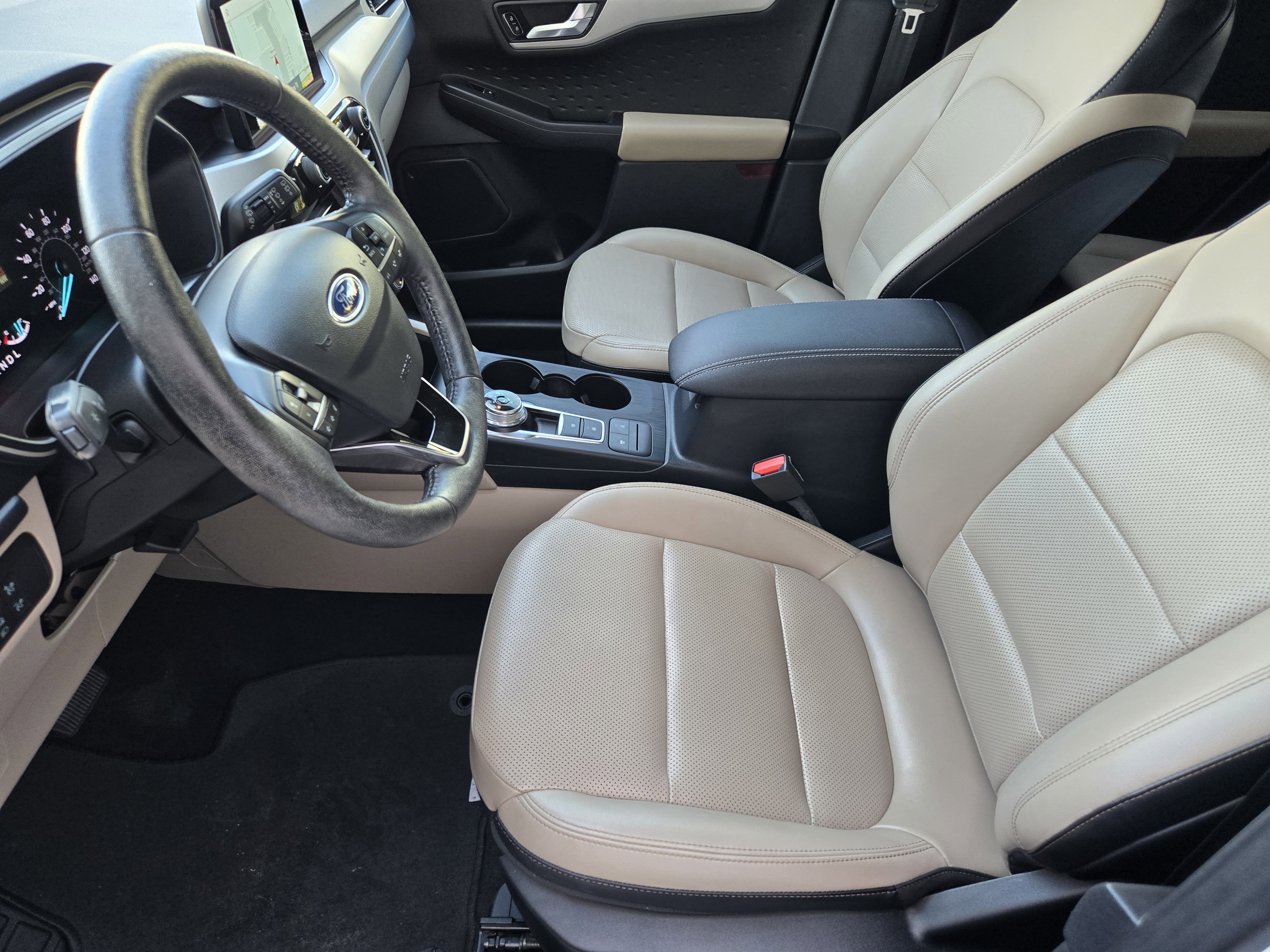 Certified 2020 Ford Escape SEL image 9