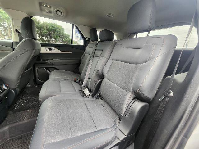 Certified 2025 Ford Explorer Active RWD image 10