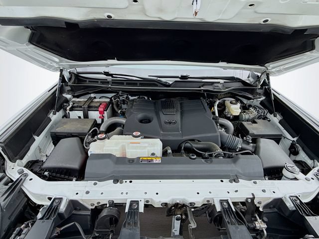 Used 2024 Toyota Tundra SR5 AWD/4WD image 36