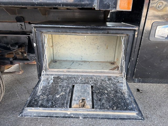 Certified 2019 Ford F550 4x4 Regular Cab Super Duty image 17