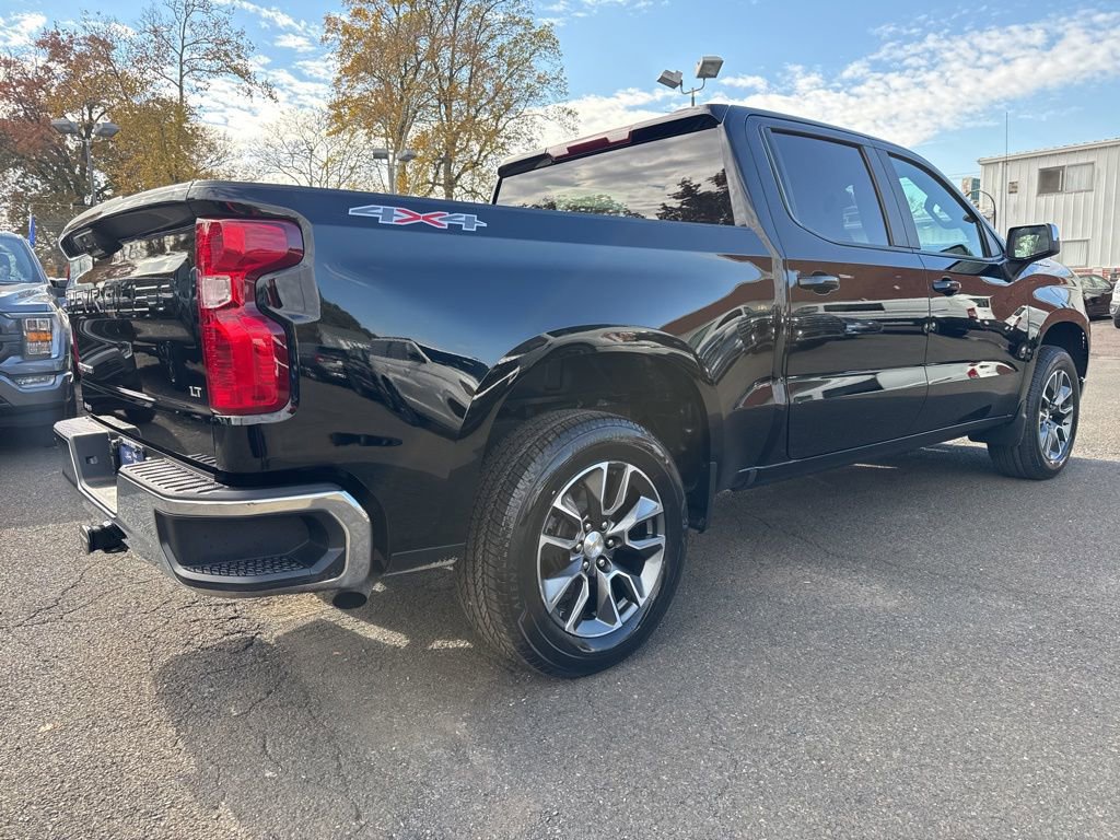 Used 2022 Chevrolet Silverado 1500 LT image 3