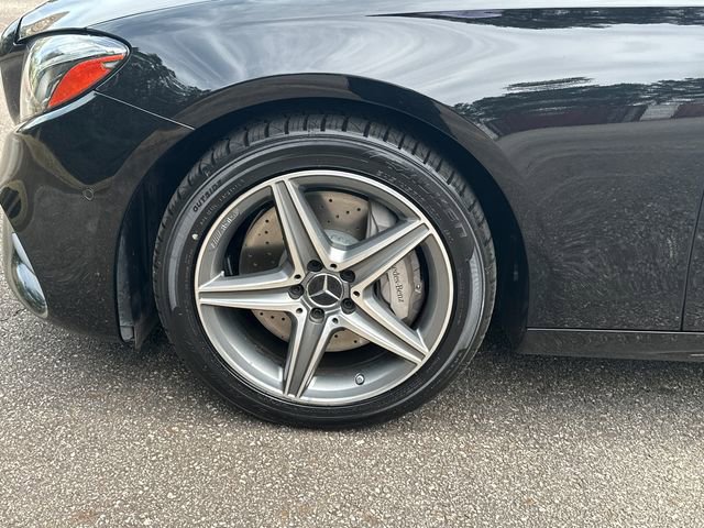Used 2017 Mercedes-Benz E 300 4MATIC image 11