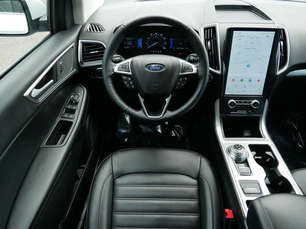 Certified 2024 Ford Edge SEL w/ Convenience Package AWD/4WD image 12