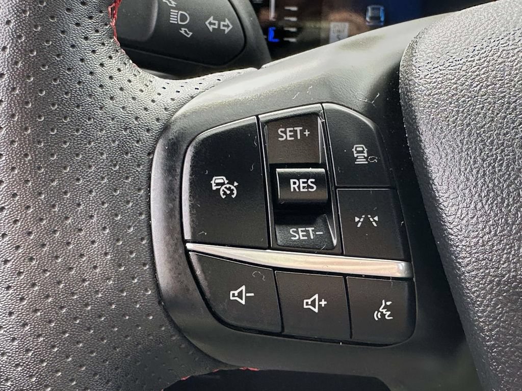 Certified 2024 Ford Escape ST-Line w/ Tech Pack #1 AWD/4WD image 14