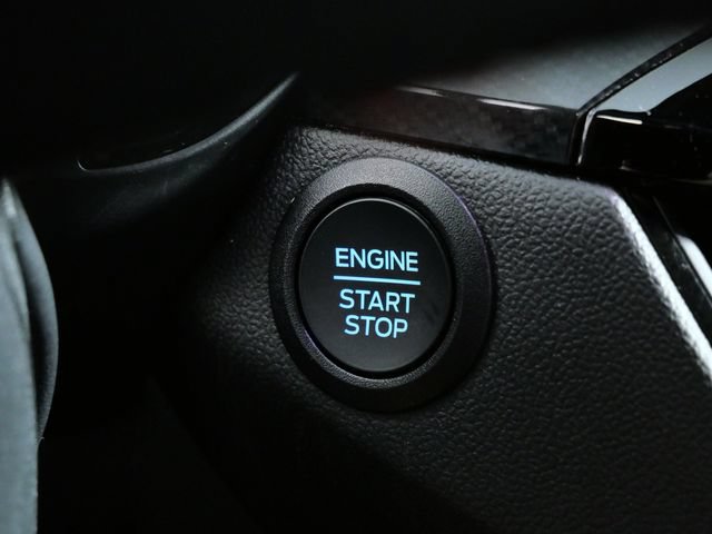 Certified 2025 Ford Escape ST-Line AWD/4WD image 24