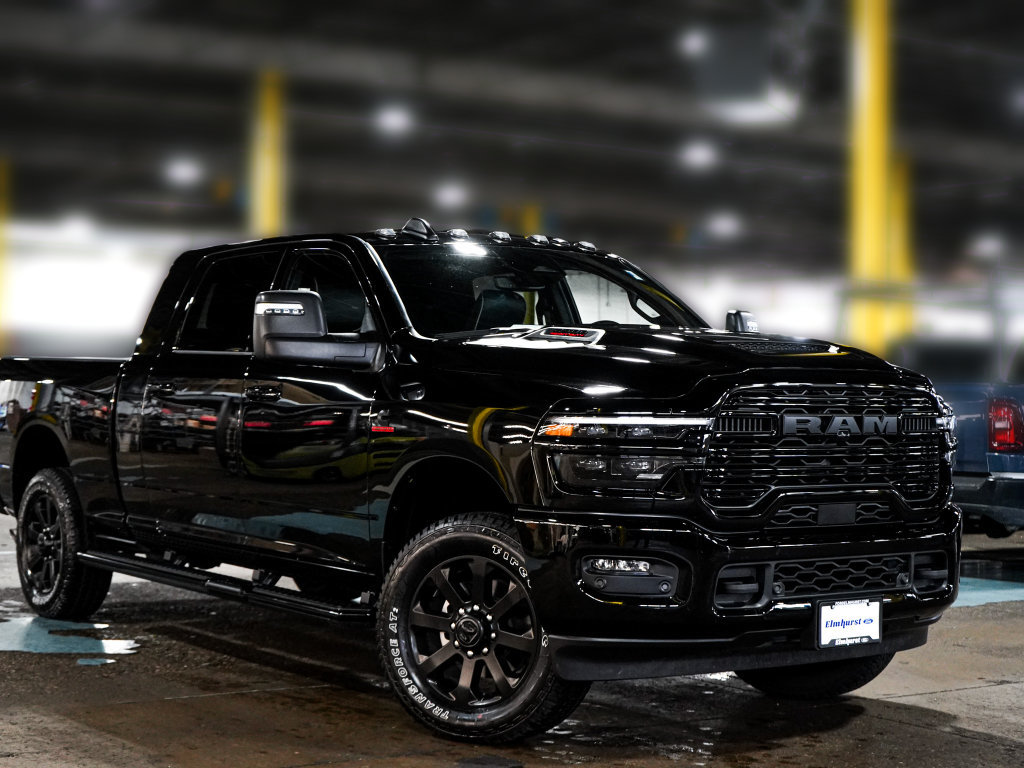 Used 2025 RAM 2500 Laramie AWD/4WD image 1