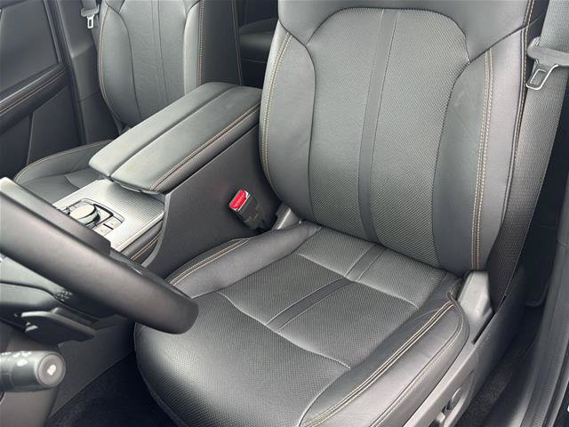Used 2025 MAZDA CX-70 Plug-In Hybrid w/ Premium Pkg AWD/4WD image 11