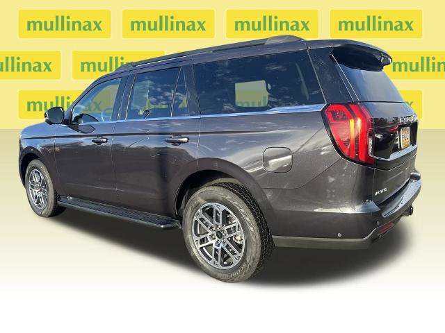 Certified 2025 Ford Expedition Active image 11