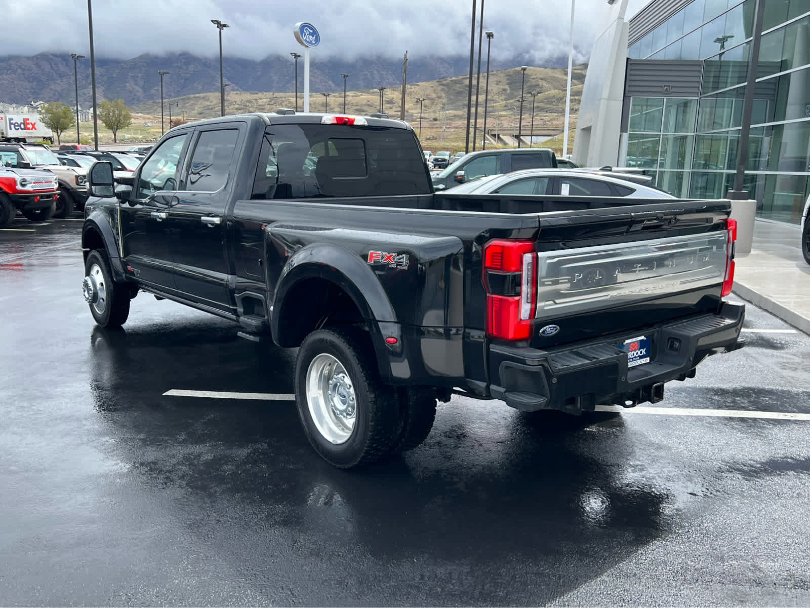 Certified 2025 Ford F450 Platinum w/ Platinum Plus Package AWD/4WD image 11