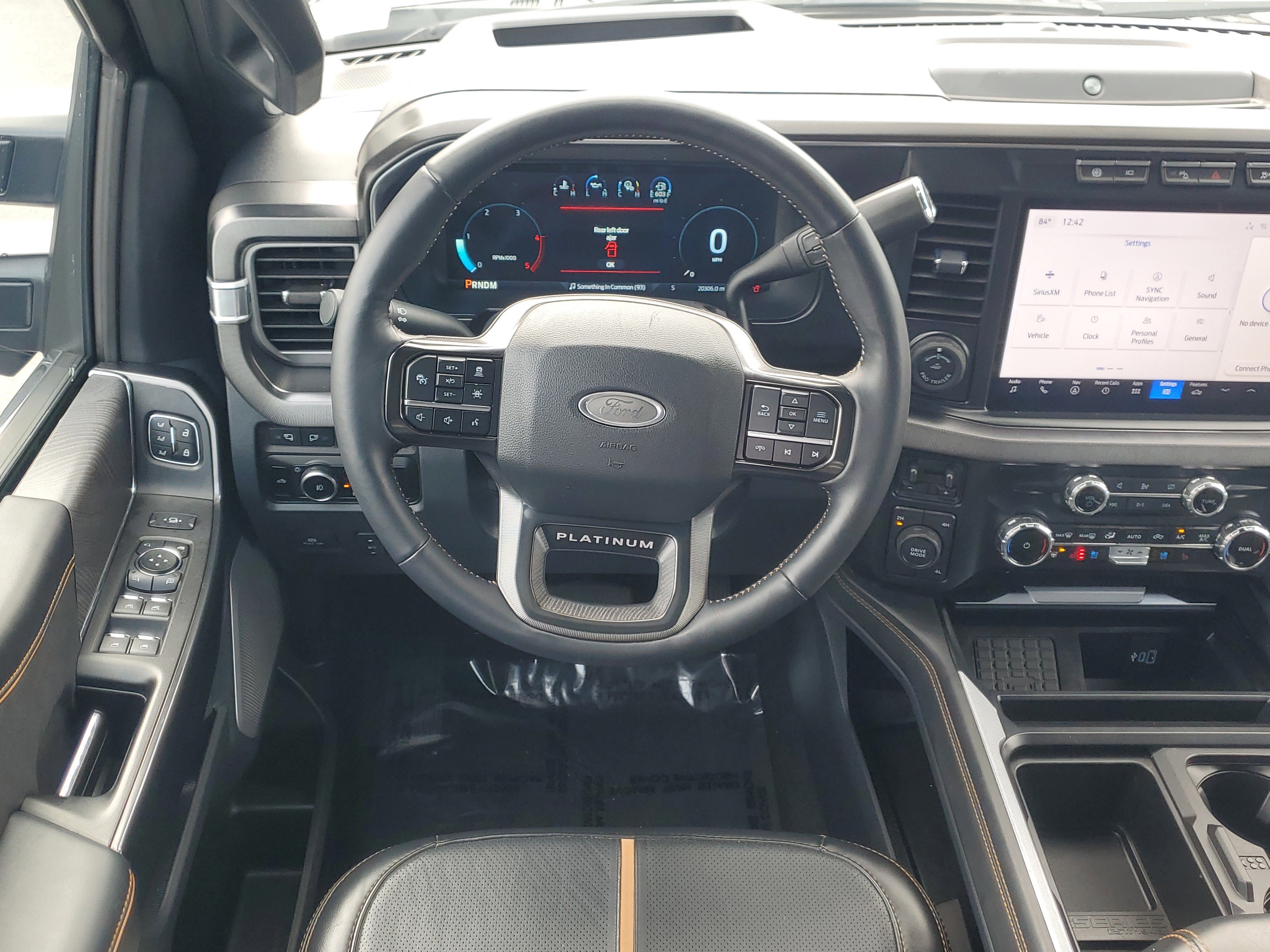 Certified 2024 Ford F450 Platinum w/ FX4 Off-Road Package image 17