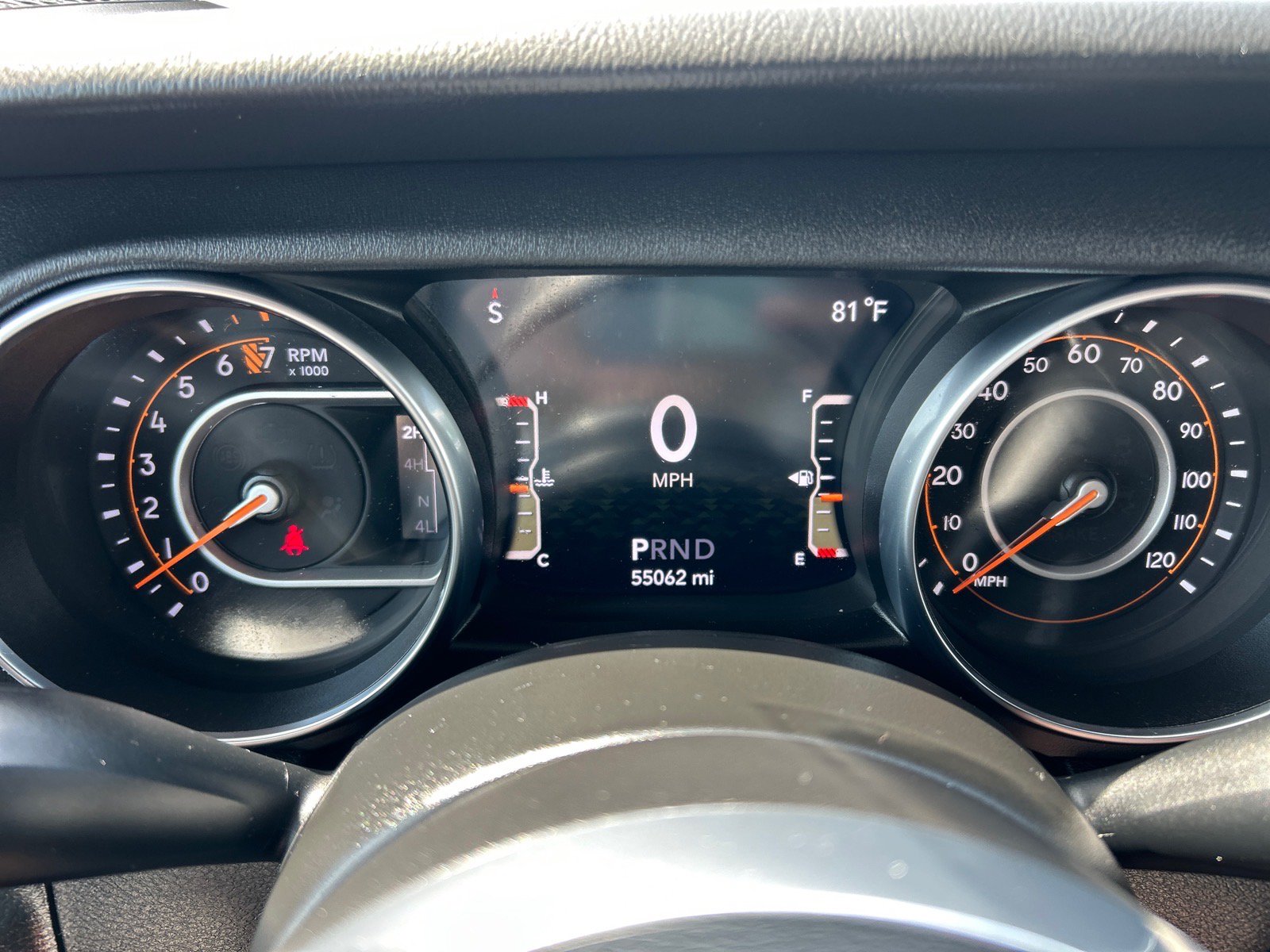 Used 2022 Jeep Wrangler Unlimited Sahara w/ Cold Weather Group AWD/4WD image 25