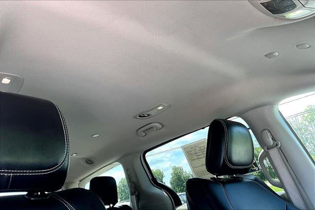 Used 2023 Chrysler Pacifica Touring-L FWD image 22