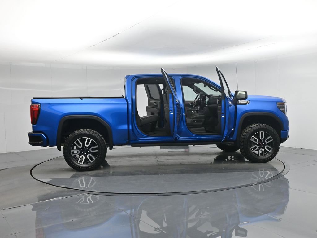 Used 2022 GMC Sierra 1500 AT4 w/ AT4 Preferred Package image 5