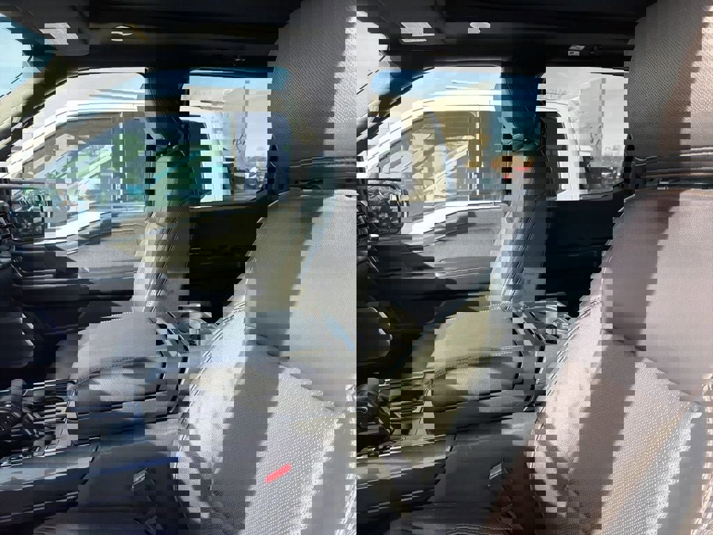 Certified 2023 Ford F150 Lariat w/ Equipment Group 502A High image 14