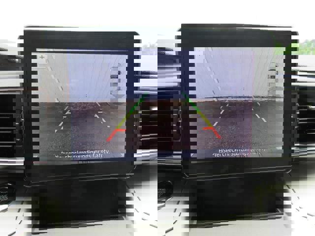 Certified 2022 Ford Explorer XLT w/ Equipment Group 202A image 14