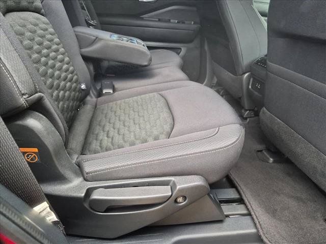 Used 2022 Nissan Pathfinder SV w/ SV Black Package FWD image 20