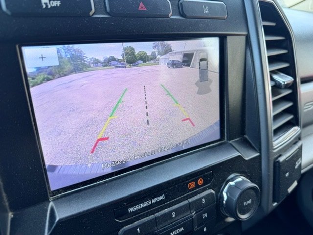 Certified 2020 Ford F250 XLT w/ XLT Value Package AWD/4WD image 38