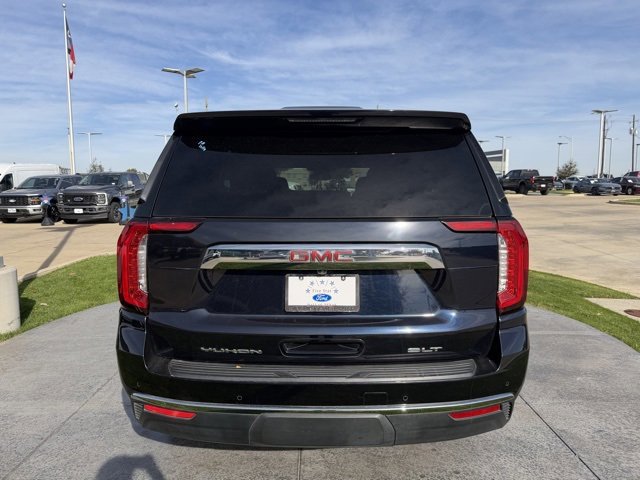 Used 2024 GMC Yukon SLT image 2