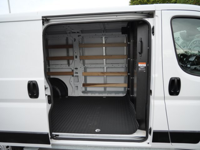 Used 2025 RAM ProMaster 2500 w/ U-Haul Equipment Group FWD image 10