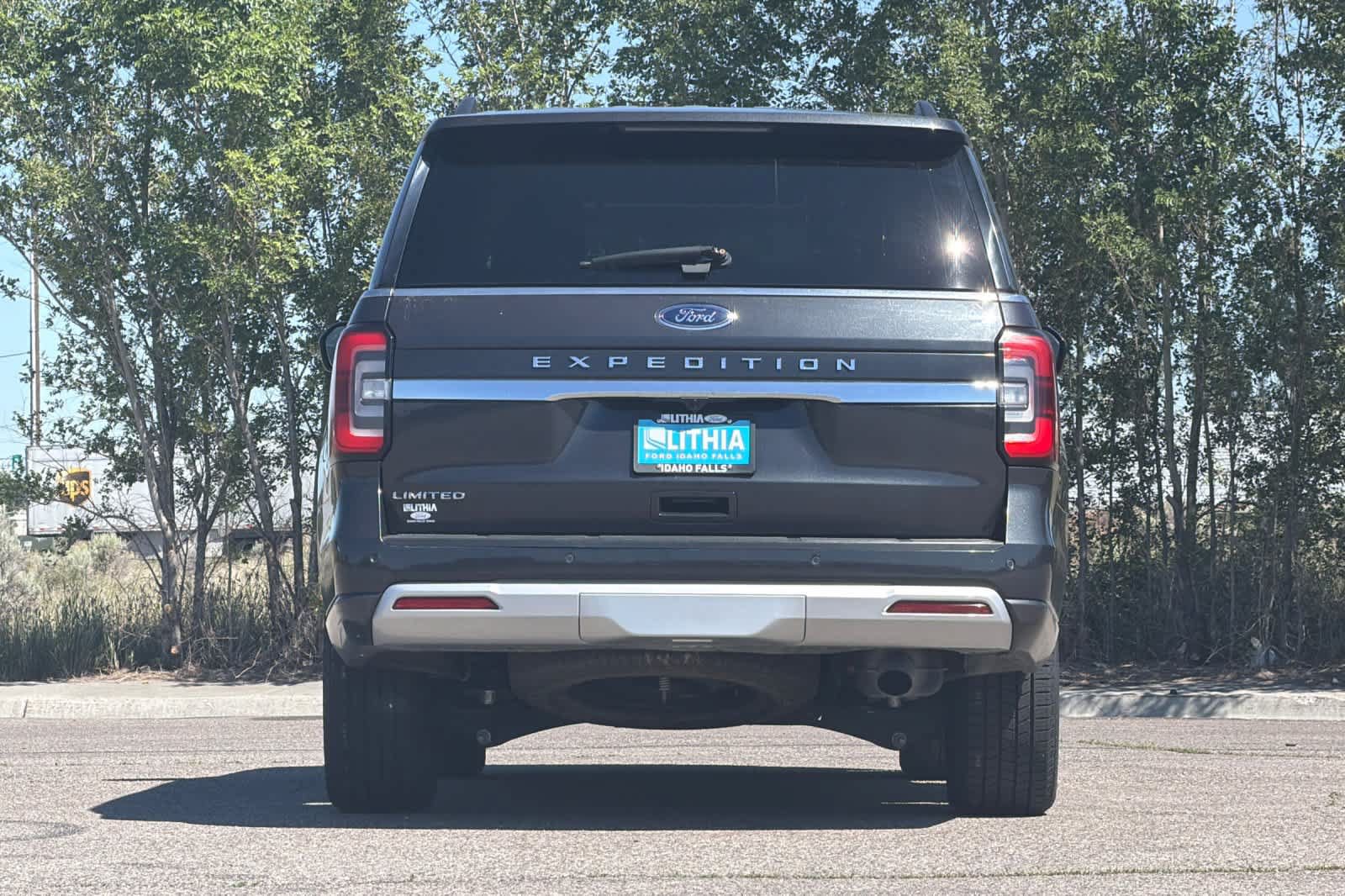 Certified 2024 Ford Expedition Limited AWD/4WD image 7