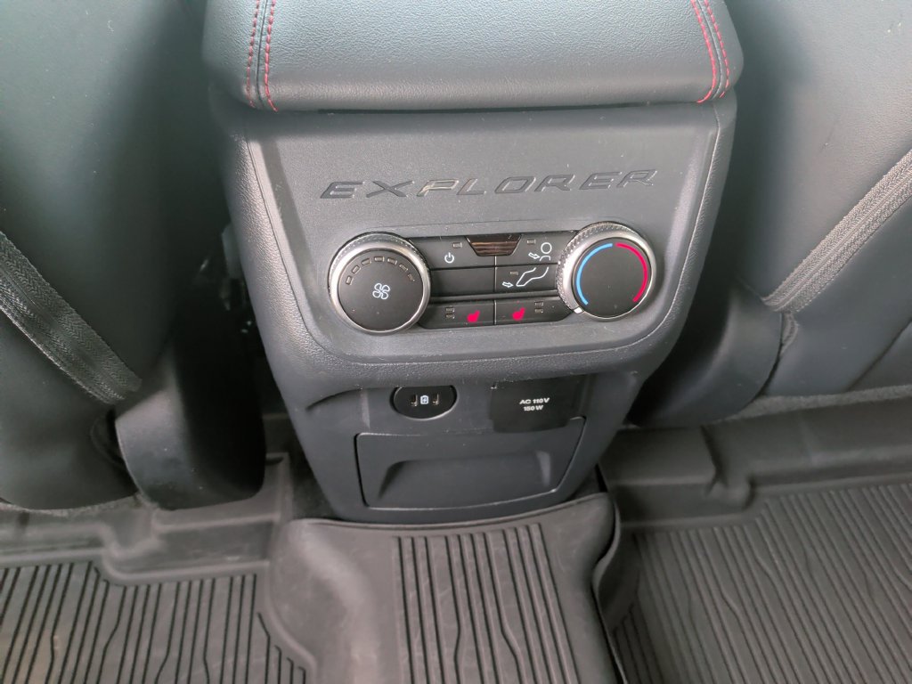 Certified 2025 Ford Explorer ST AWD/4WD image 19