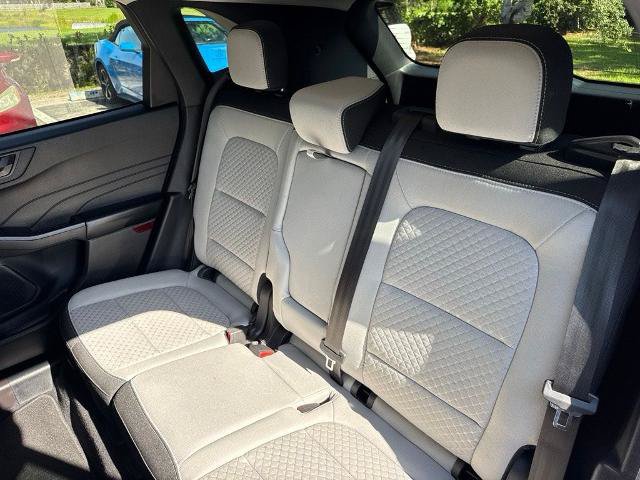 Certified 2023 Ford Escape Active FWD image 12