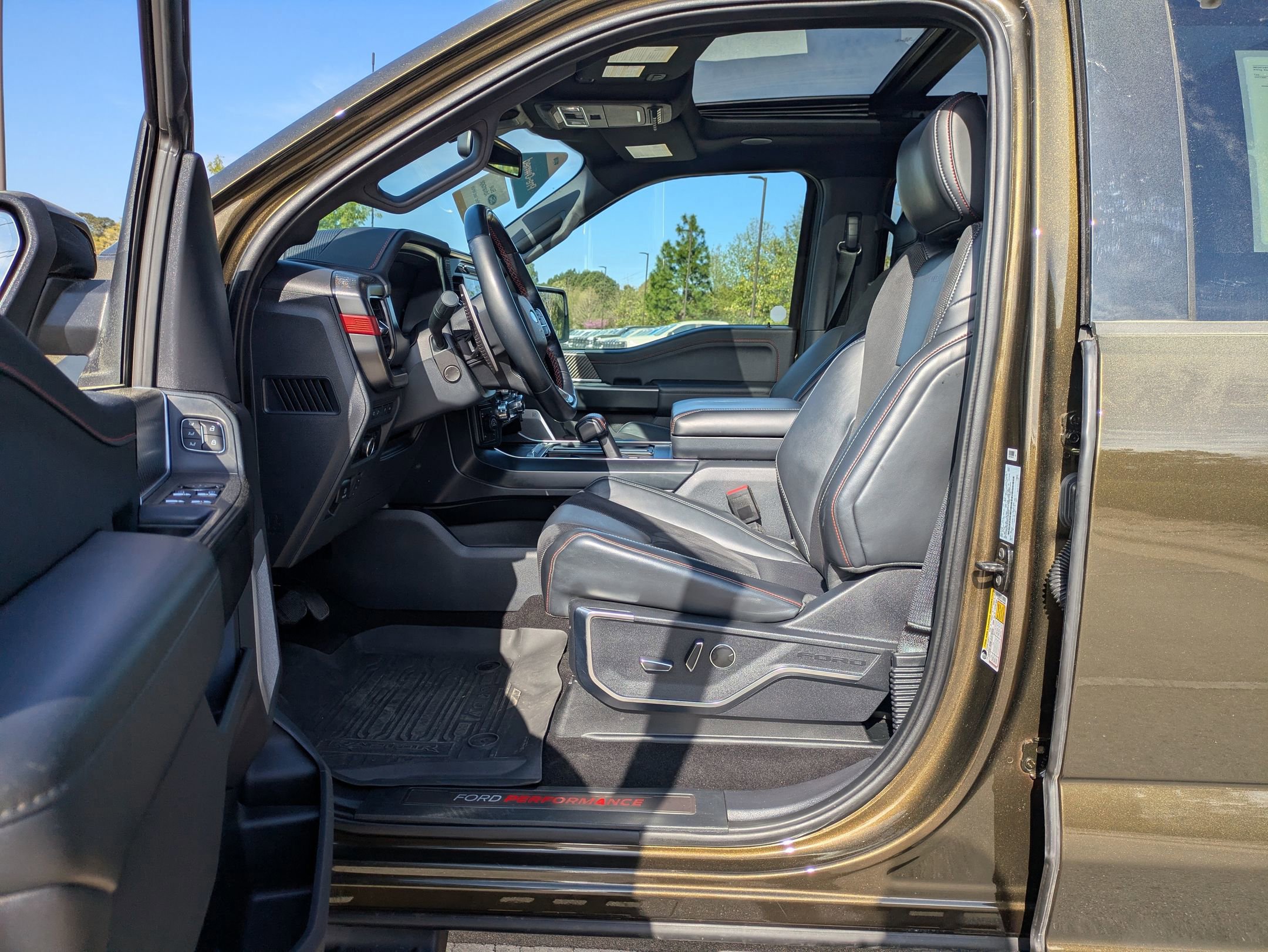 Certified 2024 Ford F150 Raptor image 14