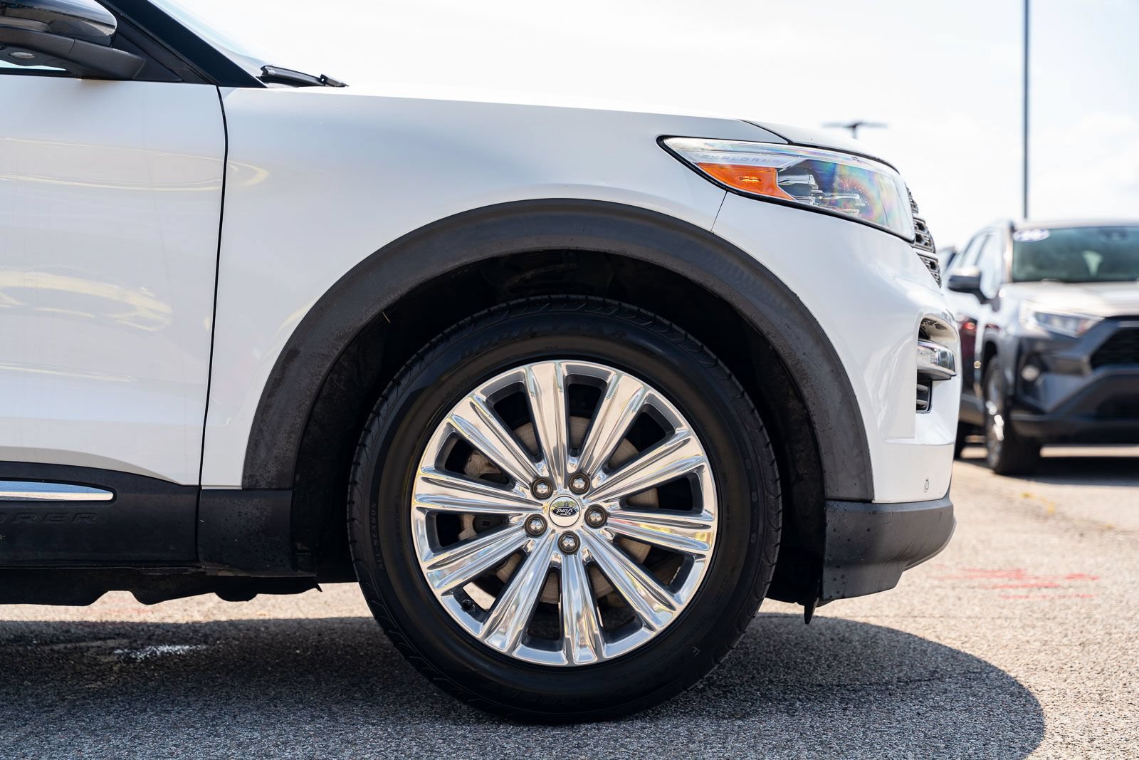 Certified 2020 Ford Explorer Limited RWD image 9