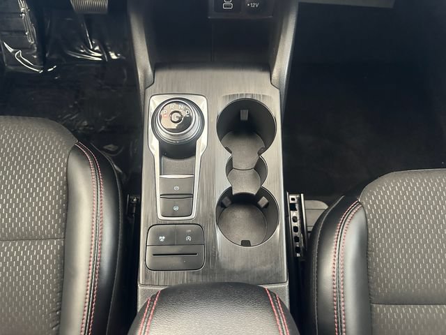 Certified 2025 Ford Escape ST-Line AWD/4WD image 24