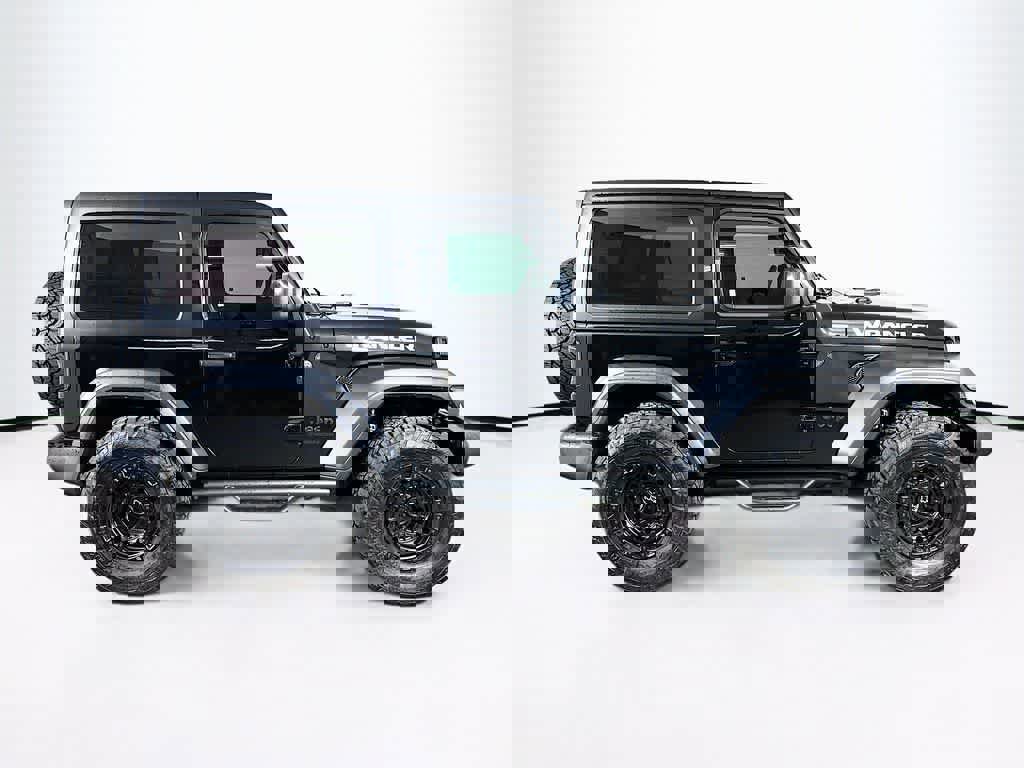 Used 2024 Jeep Wrangler Sport S image 6