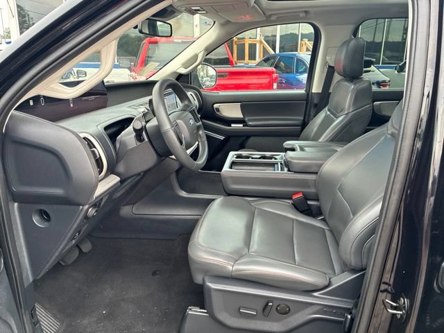 Certified 2025 Ford Expedition Active AWD/4WD image 65