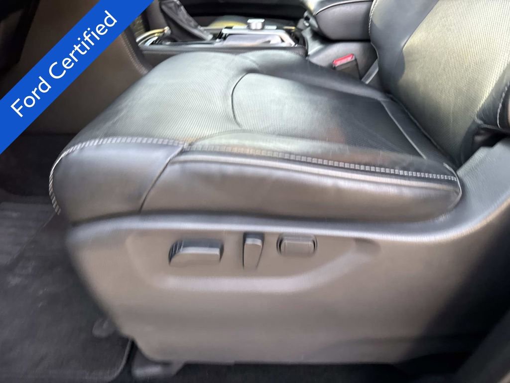 Used 2024 INFINITI QX80 Luxe image 19