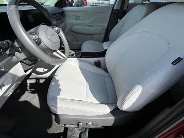 Used 2025 Hyundai Kona SEL AWD/4WD image 11