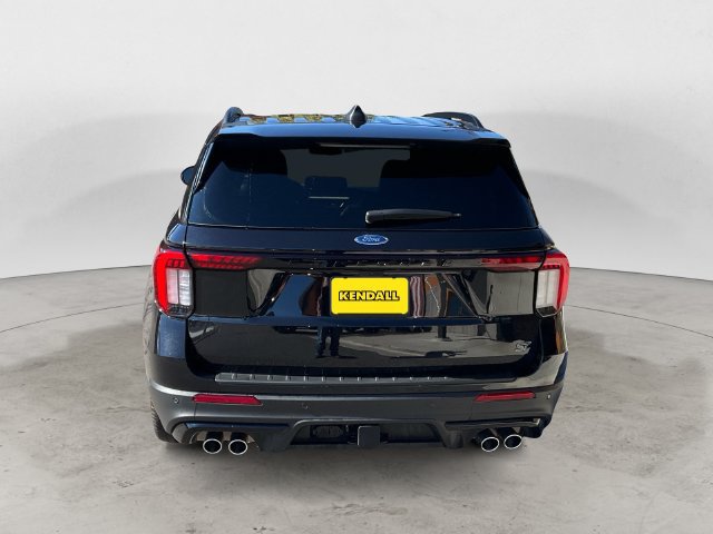Certified 2025 Ford Explorer ST AWD/4WD image 6