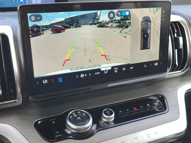 Certified 2025 Ford Expedition Platinum AWD/4WD image 17