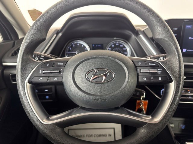 Used 2023 Hyundai Sonata SE w/ Preferred Accessory Package FWD image 16