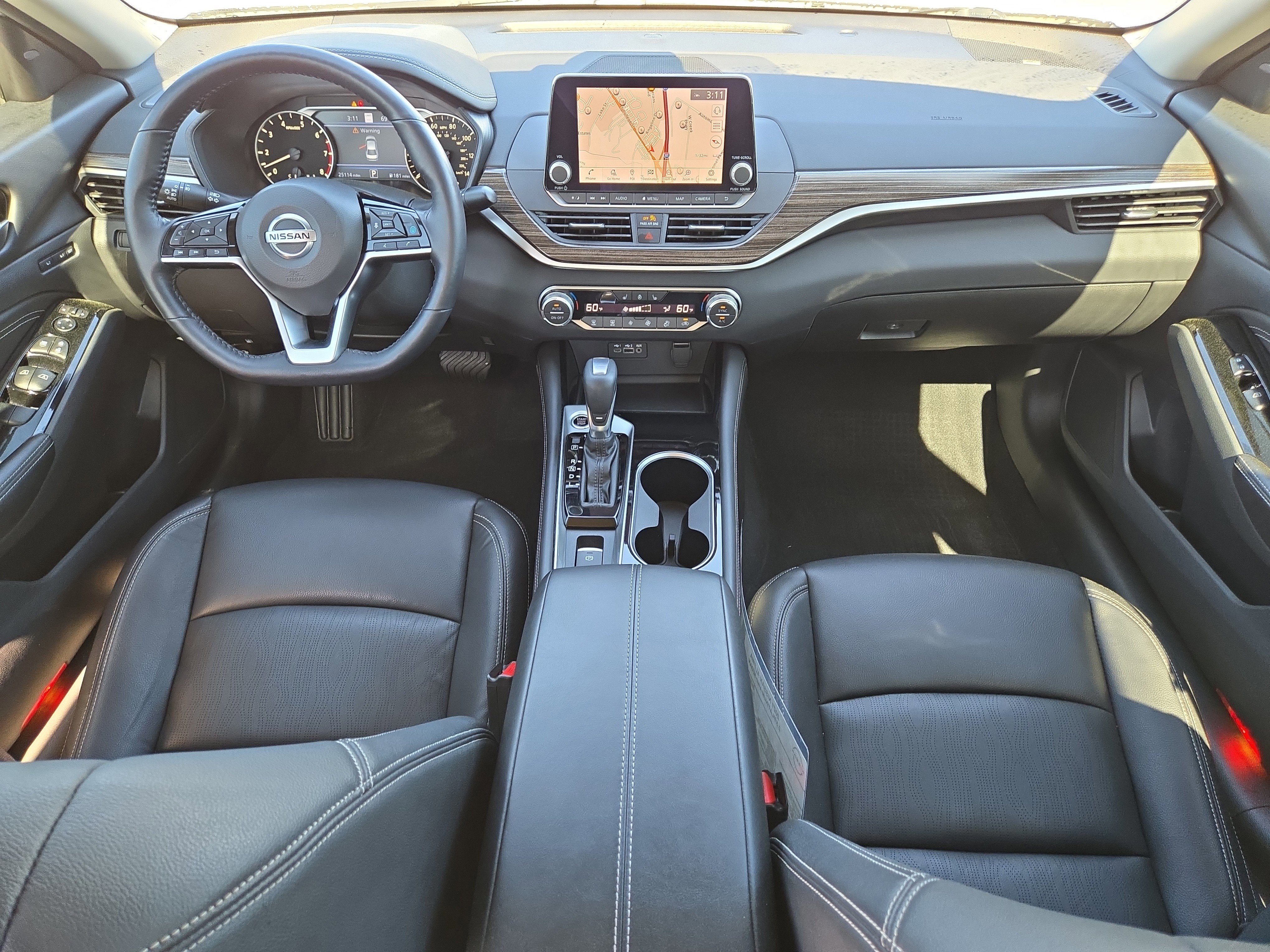 Used 2021 Nissan Altima 2.5 Platinum image 16