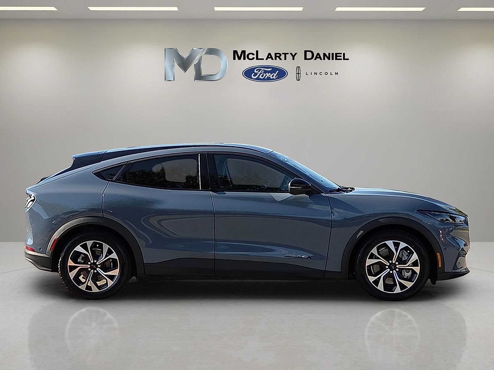 Certified 2024 Ford Mustang Mach-E Select AWD/4WD image 6