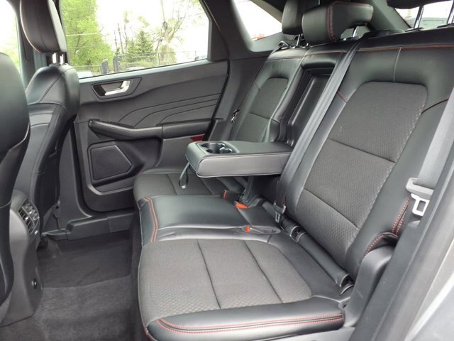 Certified 2024 Ford Escape ST-Line w/ Tech Pack #1 AWD/4WD image 6
