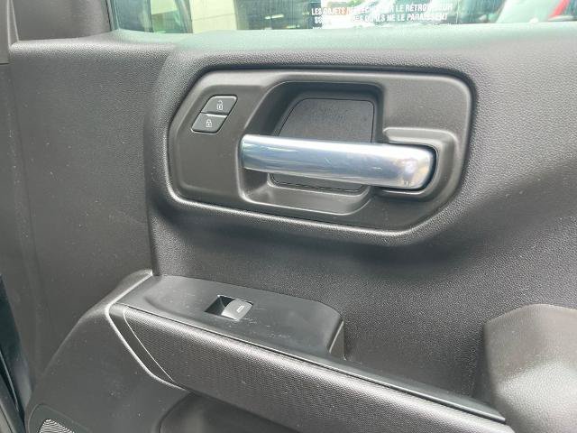 Used 2022 Chevrolet Silverado 1500 Custom AWD/4WD image 13