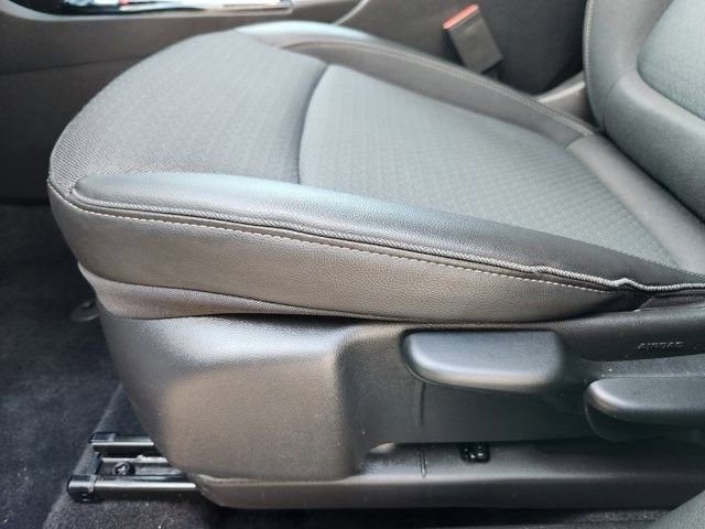 Used 2025 Buick Encore GX Preferred image 23