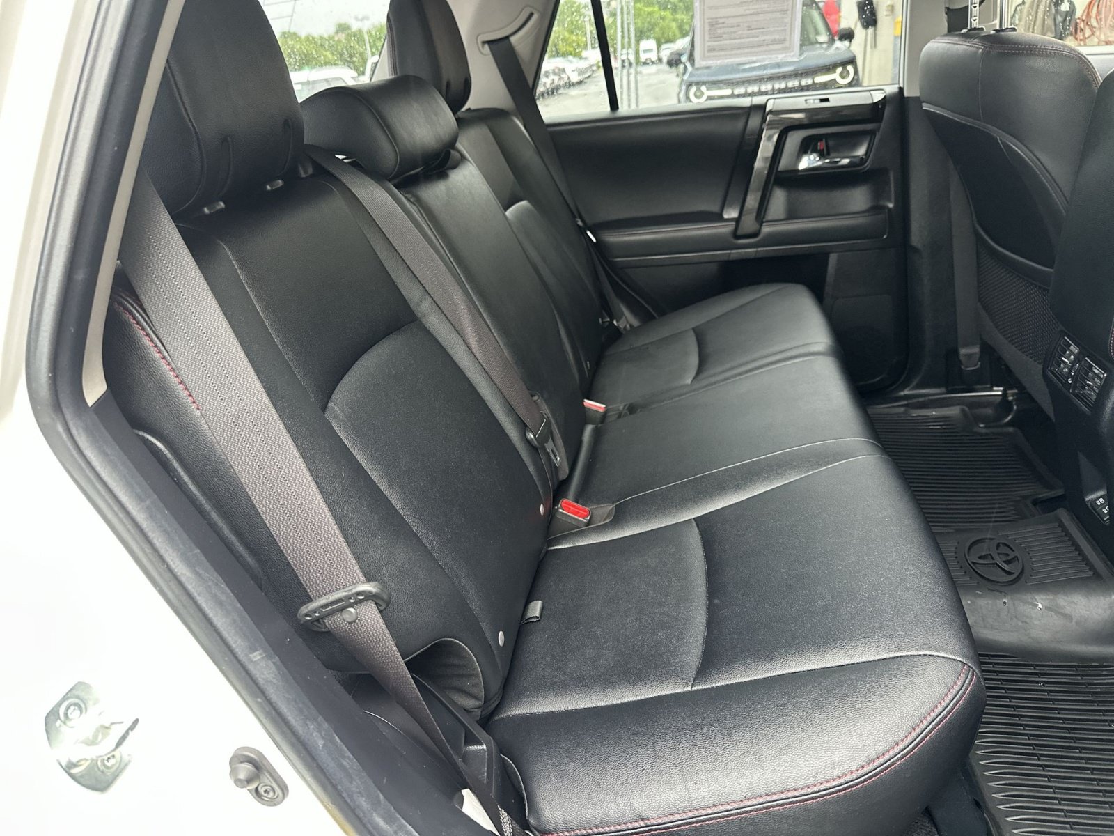 Used 2020 Toyota 4Runner TRD Off-Road Premium w/ Moonroof Package AWD/4WD image 33