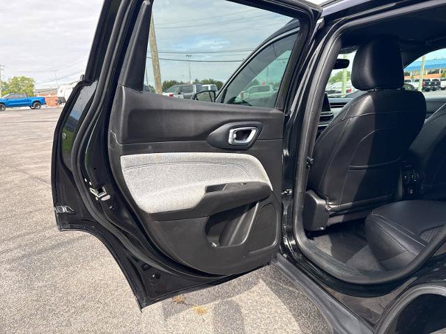 Used 2024 Jeep Compass Latitude AWD/4WD image 13