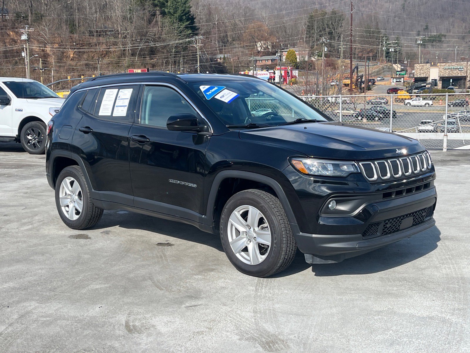 Used 2022 Jeep Compass Latitude