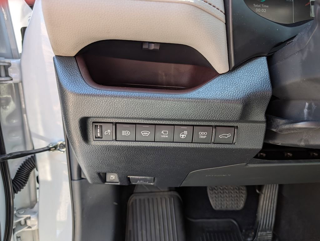 Used 2023 Toyota RAV4 Limited AWD/4WD image 22