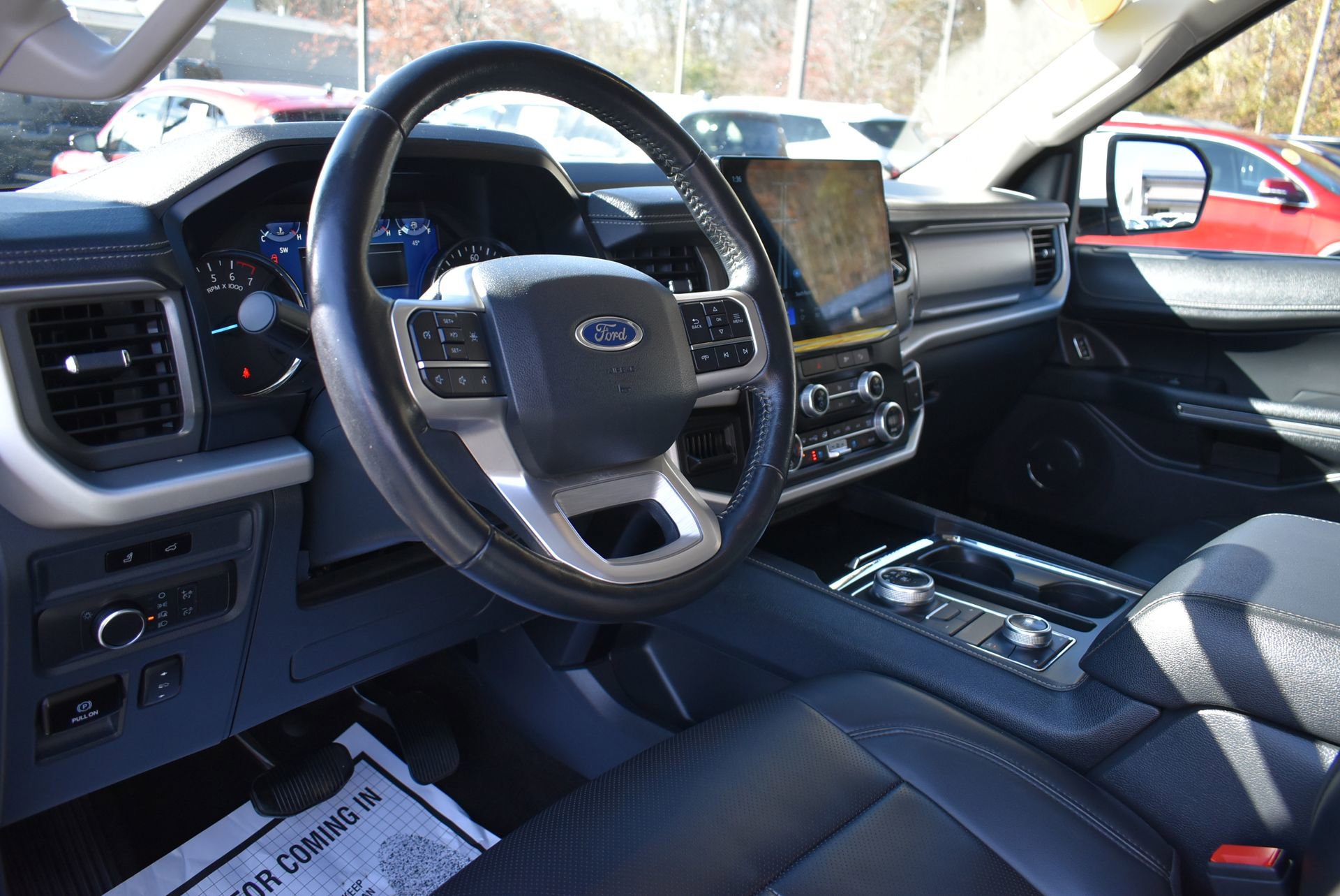 Certified 2022 Ford Expedition XLT image 16