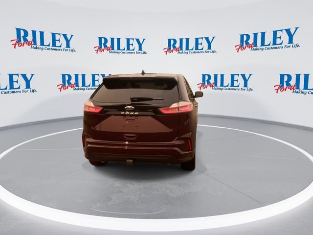 Certified 2024 Ford Edge ST-Line w/ Class II Trailer Tow Package AWD/4WD image 10