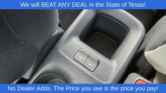 Used 2022 Nissan Versa SV FWD image 15