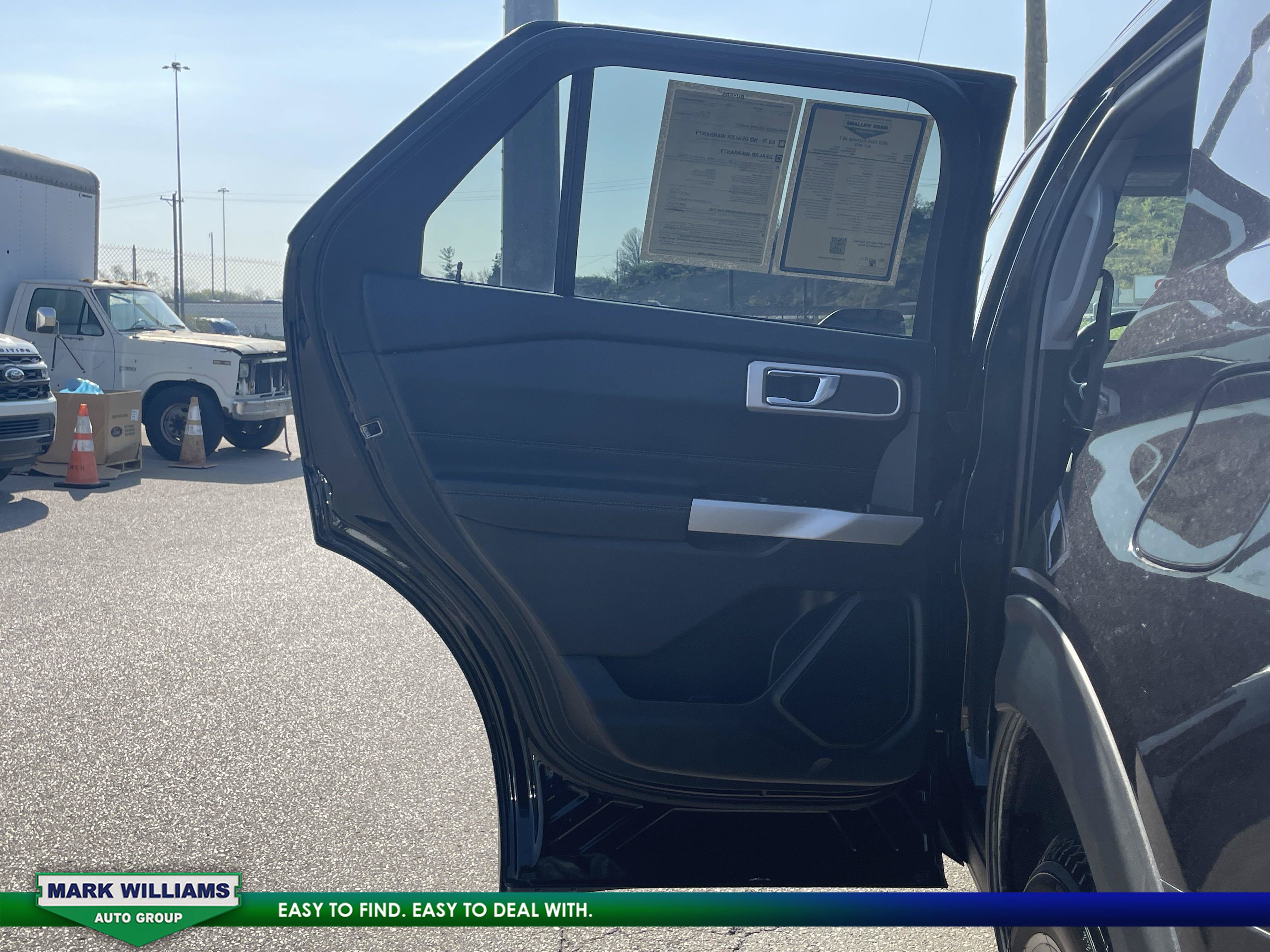Certified 2022 Ford Explorer XLT AWD/4WD image 28