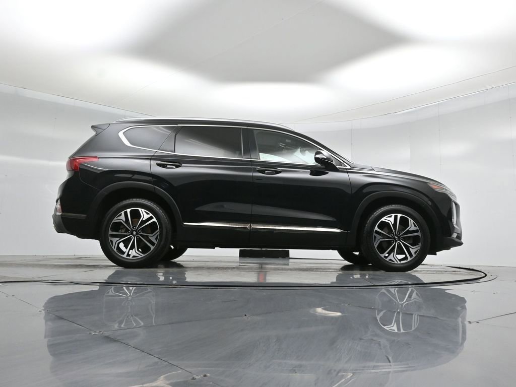 Used 2019 Hyundai Santa Fe Ultimate w/ Cargo Package image 10